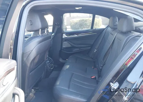 2019 BMW 530E Iperformance из США, поврежденный, VIN WBAJA9C54KB388402